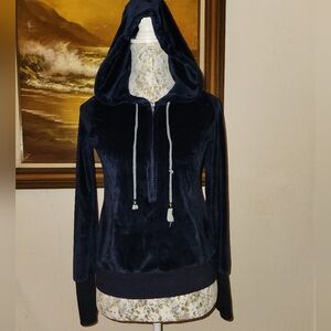 Vintage 1990s Blue Velour Pullover Hoodie by Rosebullet